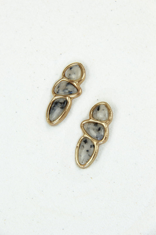Monochrome Marble Drops